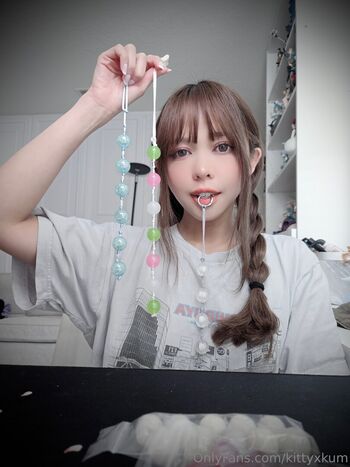 Full leaked Kittyxkum  page private onlyfans photo