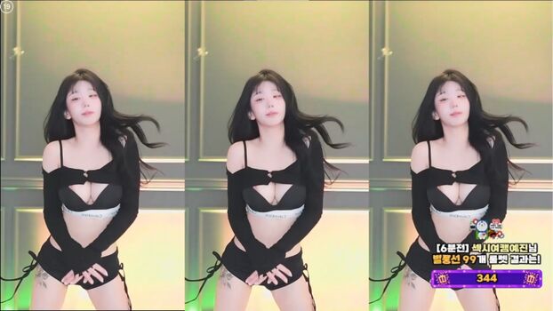 Full leaked Kkok page private onlyfans photo