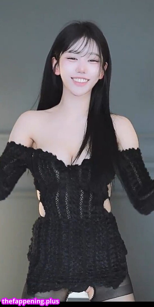 kkok7816 / kook1916 / midi Naken OnlyFans Foto #82