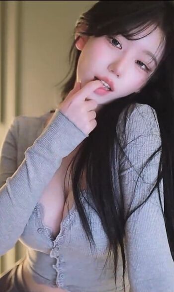 Full leaked Kkok page private onlyfans photo