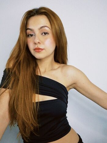 Full leaked Klara castanho private photo