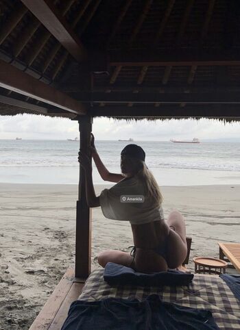 Full leaked Klarahellqvistt private onlyfans photo