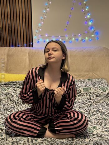 Full leaked Kleine emmi private onlyfans photo