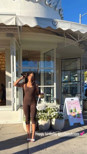 Full leaked Knbbyknees page private onlyfans photo