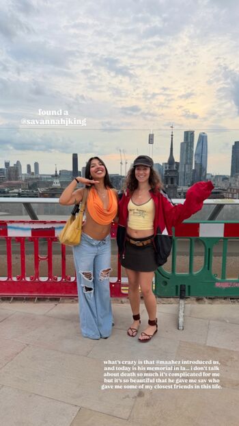 Full leaked Knbbyknees page private photo