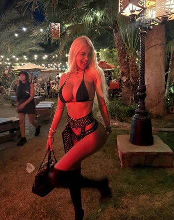 Full leaked Kngemma private onlyfans photo