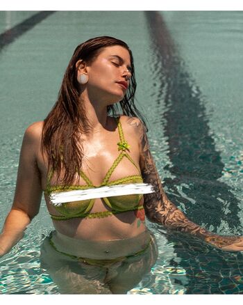 Full leaked Knotty peach private onlyfans photo