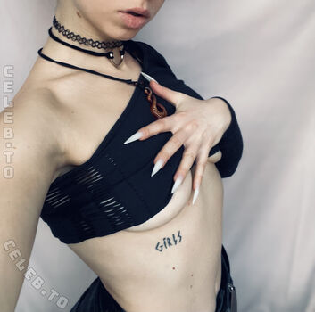 Full leaked Kometa private onlyfans photo