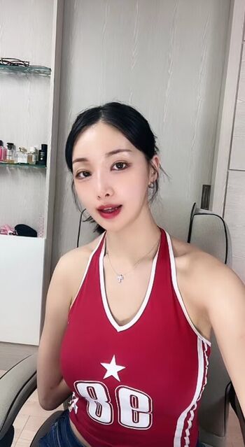 Full leaked Korean bj private photo
