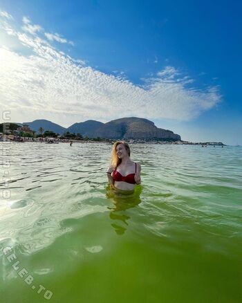 Full leaked Kostandiina private onlyfans photo