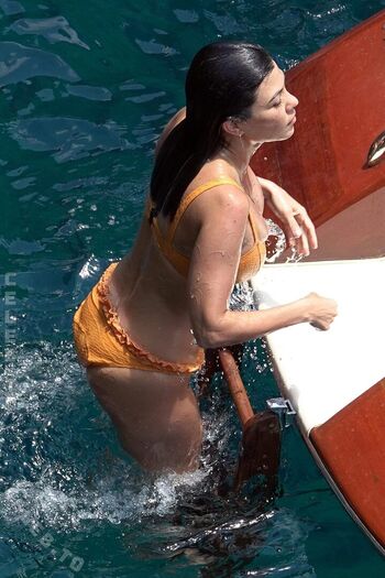 Full leaked Kourtney kardashian private onlyfans photo