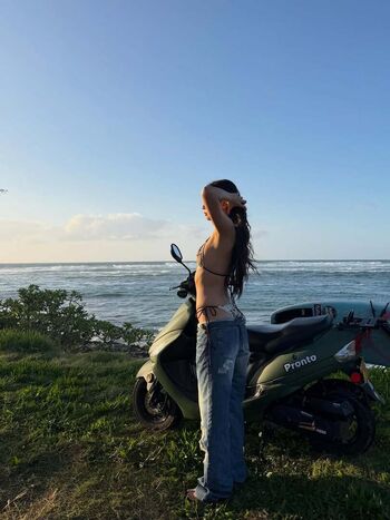 Full leaked Kpop girls private onlyfans photo