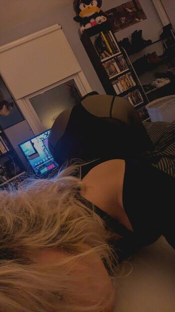 Full leaked Krischrome private onlyfans photo