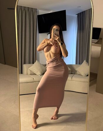 Full leaked Kriscocainas private photo