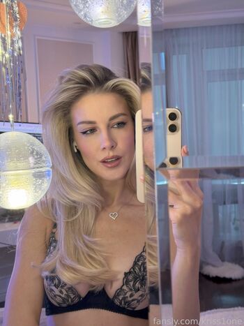 Full leaked Krissone private onlyfans photo