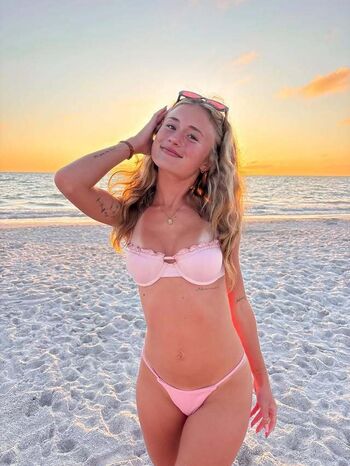 Full leaked Kristen rae private onlyfans photo