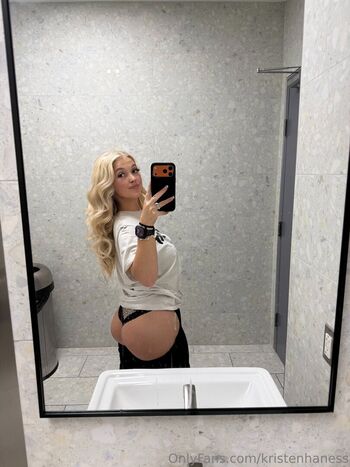 Full leaked Kristennnhaness private photo