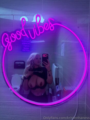 Full leaked Kristennnhaness private photo