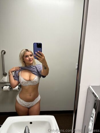 Full leaked Kristennnhaness private photo