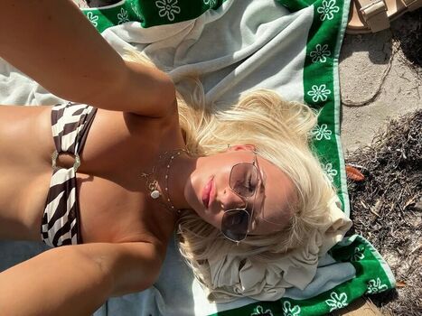 Full leaked Kristinkonefal private photo