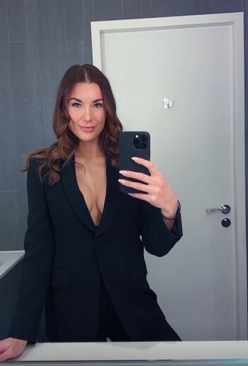 Full leaked Kristinlind private photo