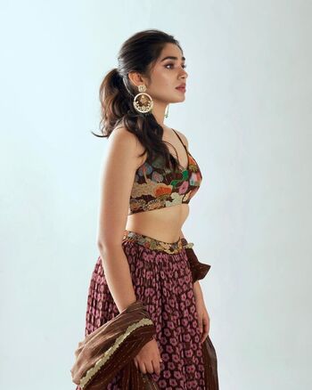 Full leaked Krithi shetty private photo