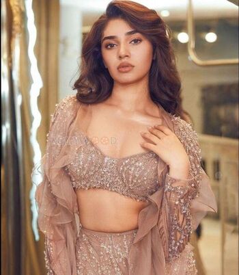 Full leaked Krithi shetty private photo