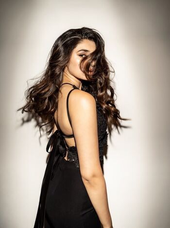 Full leaked Krithi shetty private photo