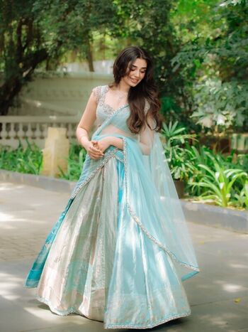 Full leaked Krithi shetty private photo