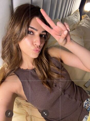 Full leaked Kriti sanon private photo