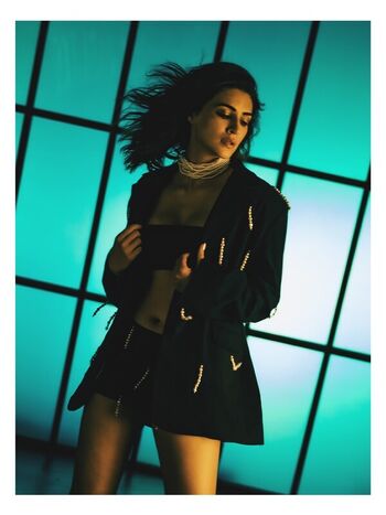 Full leaked Kriti sanon private photo