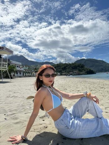 Full leaked Krizhian quizon page private onlyfans photo