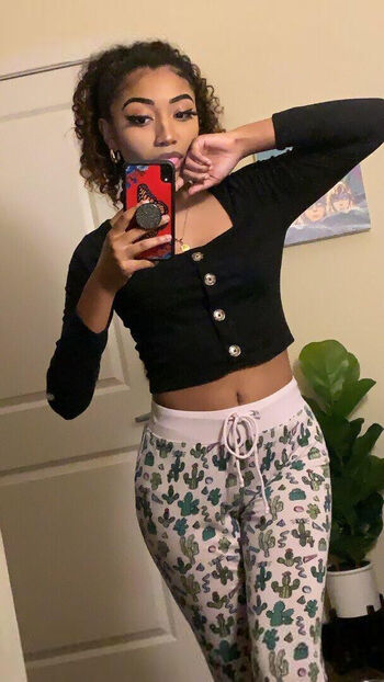 Full leaked Krystalogy private photo