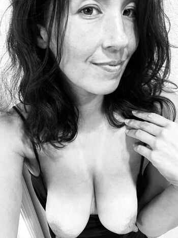 Full leaked Kumi omori private onlyfans photo