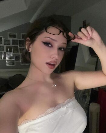 Full leaked Kuramanou private photo