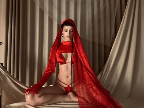 Full leaked Kurdish girls private photo
