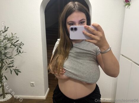 Full leaked Kurvigeleonie private photo