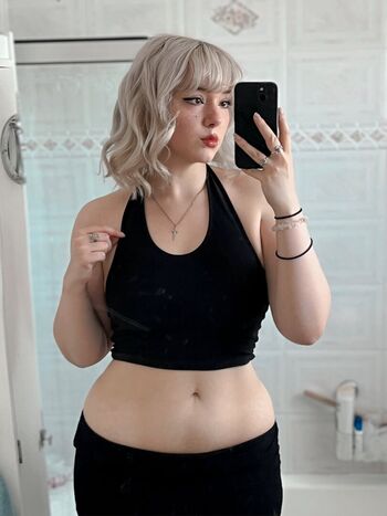 Full leaked Kvwviiju page private onlyfans photo