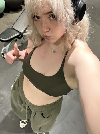 Full leaked Kvwviiju private onlyfans photo