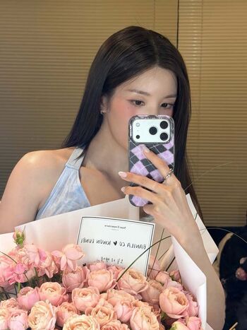 Full leaked Kwon eunbi page private photo