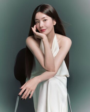 Full leaked Kwon eunbi page private photo