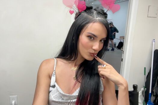 Full leaked Kylie cantrall private onlyfans photo