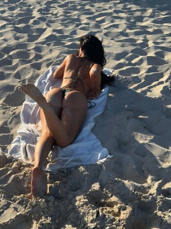 Full leaked Kylie jenner private photo