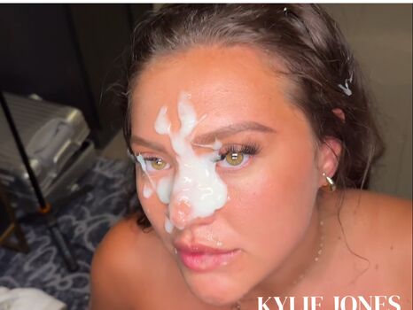 Full leaked Kylie jones private onlyfans photo