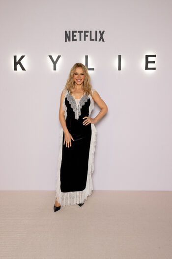 Full leaked Kylie minogue private photo