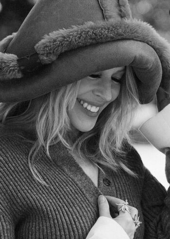 Full leaked Kylie minogue private photo