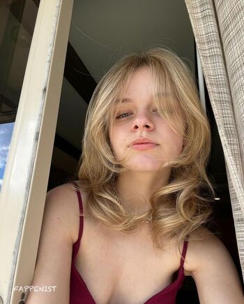 Full leaked Kylie rogers private photo