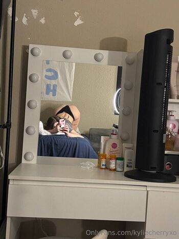 Full leaked Kyliecherryxo private photo