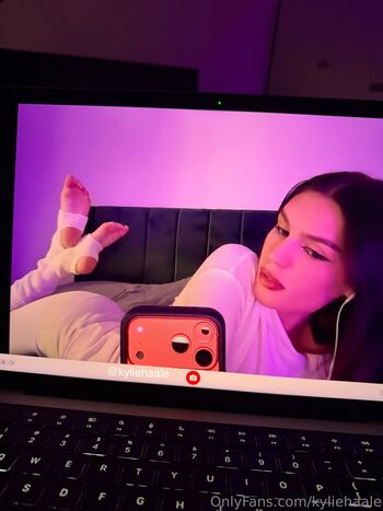 Full leaked Kyliehaale private onlyfans photo