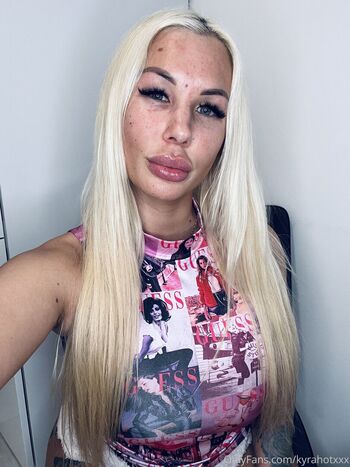 Full leaked Kyrahotxxx private onlyfans photo